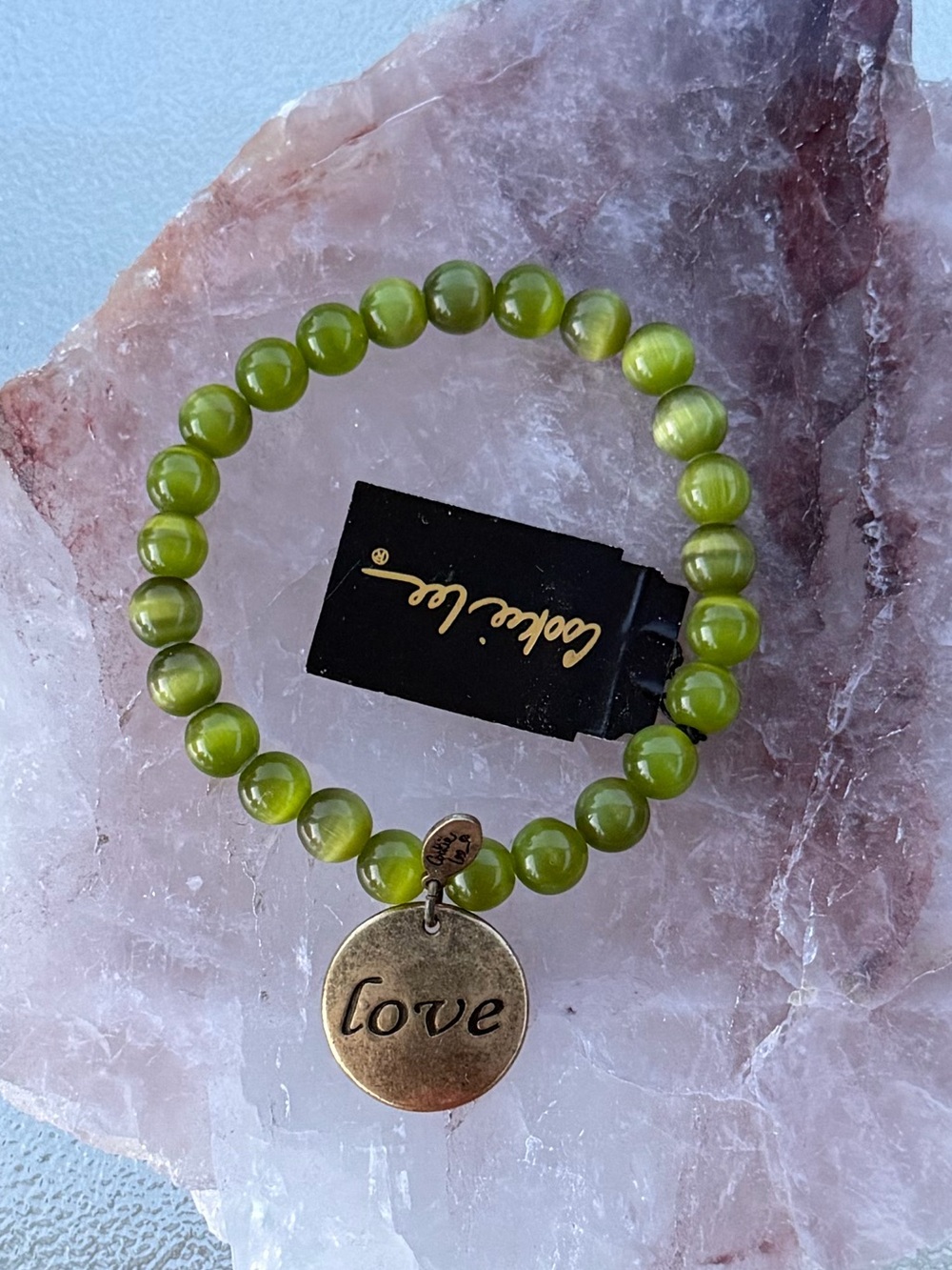 Cookie Lee Genuine Green Cat’s Eye Stretch Bracelet with Hearts and Love Charm - Picture 3 of 5